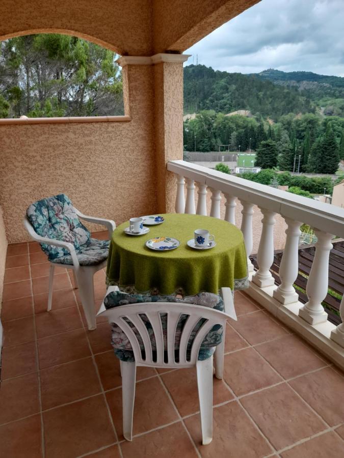 Chez Bernard Et Rosina Acomodação com café da manhã Espéraza Exterior foto